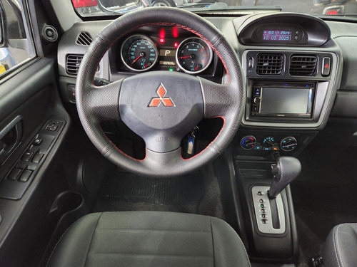 Mitsubishi Pajero TR4 2.0 4X2 16V 140CV FLEX 4P AUTOMÁTICO