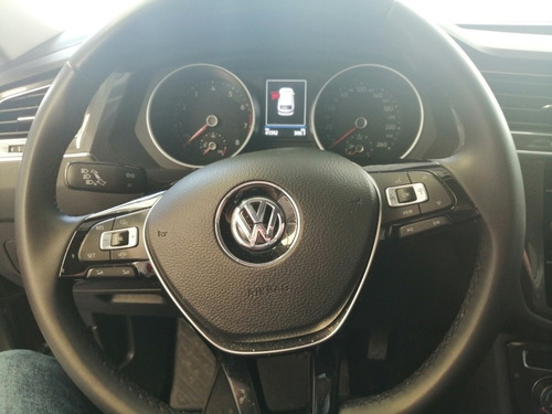 Imagen 10 de 15 de Volkswagen Tiguan 2020 1.4 Comfortline Plus At