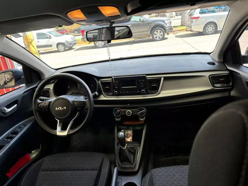 Kia Rio 1.6 L Sedan Mt