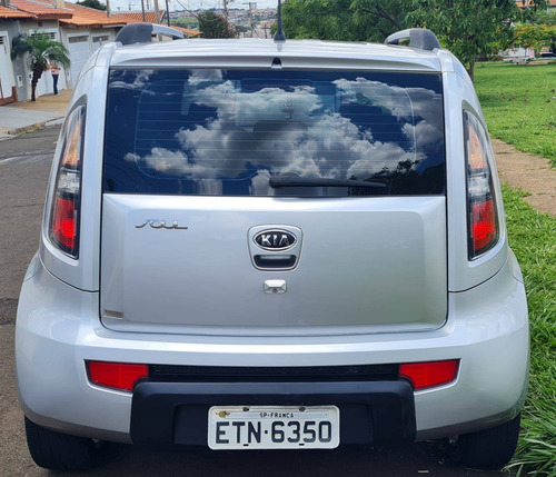 Imagem 2 de 9 de Kia Soul 1.6 Ex 16v Flex 4p Manual