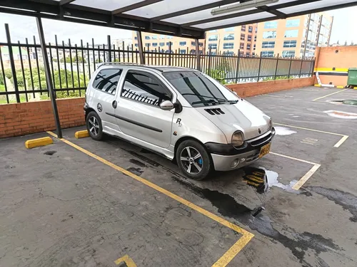 Renault Twingo 1.2 Dynamique 75 hp