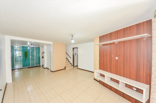 Sobrado Triplex 180m2 - Alto Boqueirão Condomínio Fechado