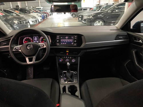 Volkswagen Jetta 1.4t Trendline Tiptronic At 2019