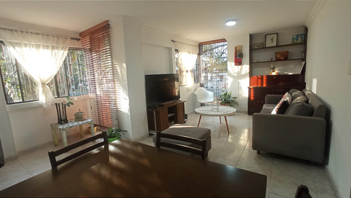 Venta Apartamento Segundo Piso Con Ascensor Edificio Fuengirola - Barrio La Flora . Cali