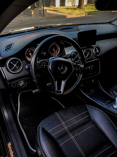Mercedes Benz Cla 200 At / Amg Kit