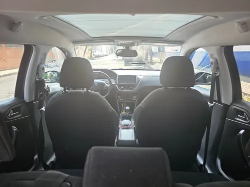 Peugeot 2008 1.2 Puretech Allure Pack