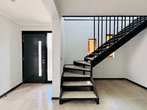 Casa En Arriendo Uso Comercial