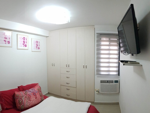 Imagen 9 de 13 de Lujoso Y Cómodo Apartamento. 04127800070. Cod Mls 23-5286