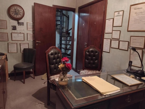 Departamento En Alquiler - 2 Dormitorios 3 Baños - 150mts2 - Recoleta