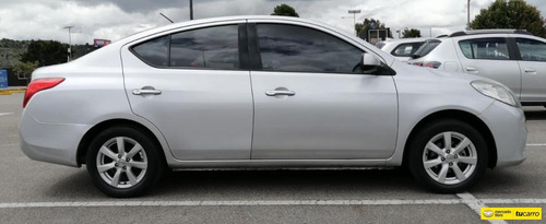 Nissan Versa Advance Automatico 1600