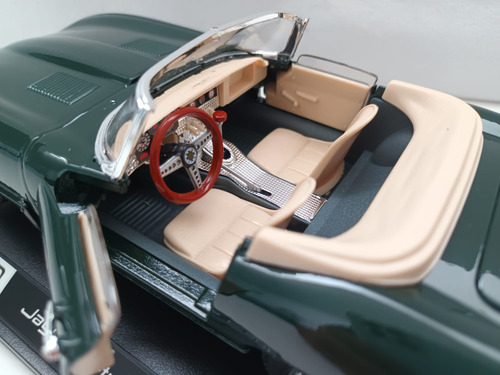 Maisto Jaguar E Type Cabriolet Escala 1 18 Verde Oscuro (Usado)