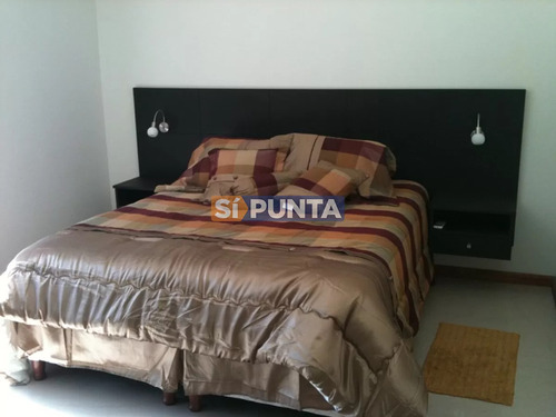 Casa De 4 Dormitorios En Alquiler Anual Y Temporal - Solanas