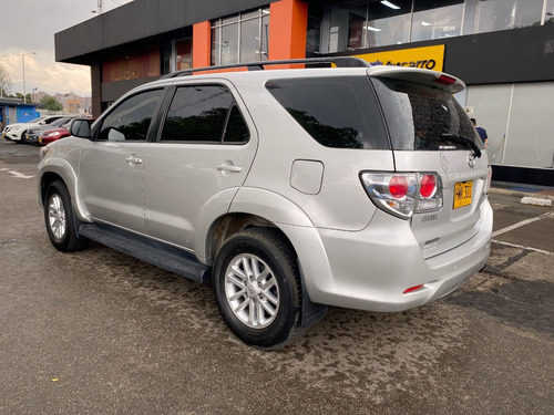 Toyota Fortuner 2.7l 4x2