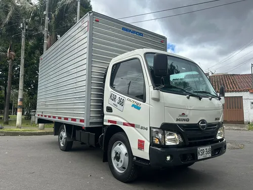 Hino Xzu-640l 4.0 Mt Diesel Furgón