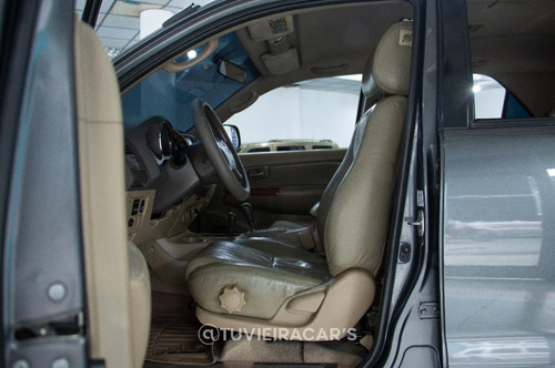 Imagen 5 de 7 de Toyota Fortuner 2010 4x4