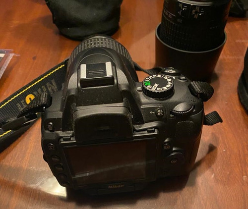  Nikon D5000 Dslr Color  Negro. Se Entrega Con Baterías