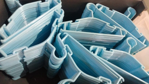 Molde Para Injeção Plastica Cabide Infantil Com 2 Cavidades (Usado)