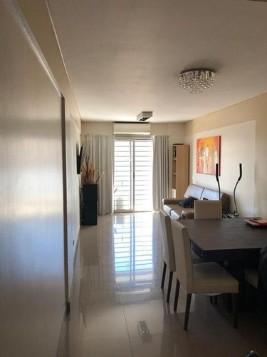 Venta De 4 Ambientes Con Cochera En Caballito. Vista A Pulmón De Manzana
