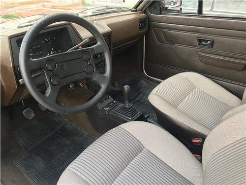 Volkswagen Voyage 1.6 Cl 8v Álcool 2p Manual