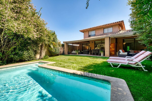 Excelente Casa Chilena En Condominio, El Huinganal