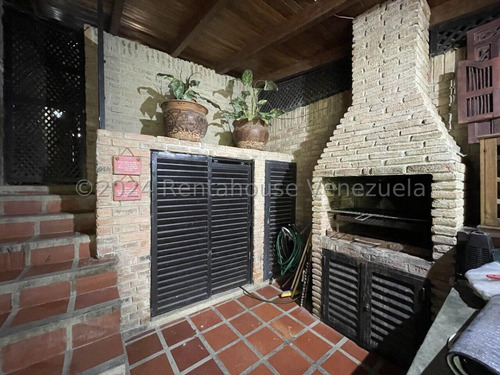 Km Casa En Alquiler En Los Palos Grandes, Distrito Metropolitano