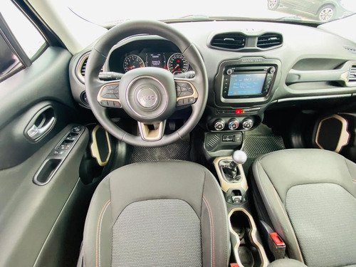 Imagem 3 de 10 de Jeep Renegade 2018 1.8 Custom Flex 5p