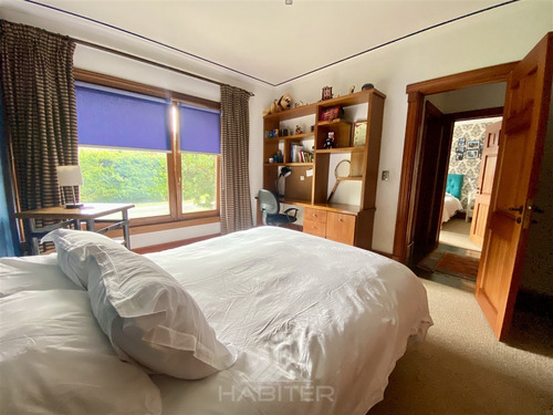 Casa En Venta De 6d En Condominio Los Cantaros. En Temuco