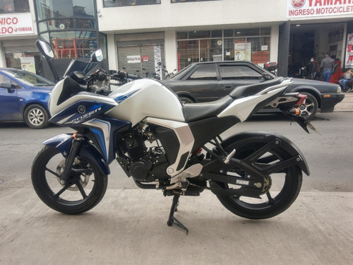 Yamaha Fazer Modelo 2018 En Biker Shop