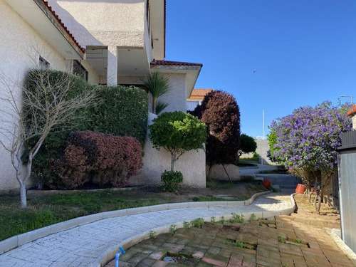 Se Vende Excelente,casa En La Mejor Zona Residencial,quilpué