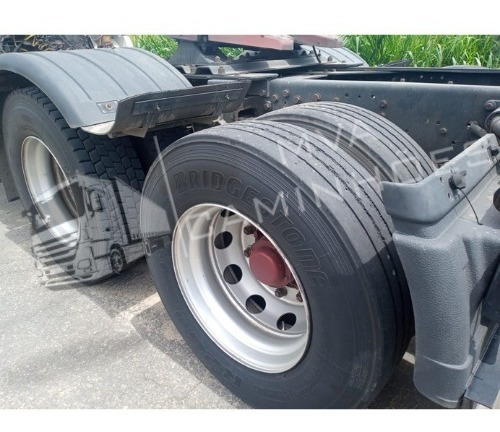 Caminhão Volkswagen 25-420 - 6x2 T