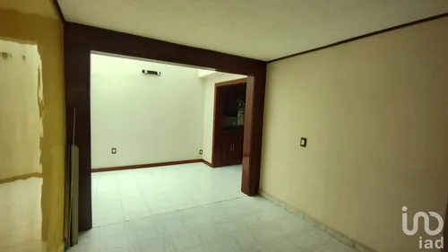 Venta Casa 4 Ambientes Issste