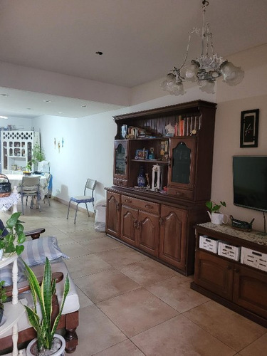 Duplex En Venta En Ituzaingo Norte