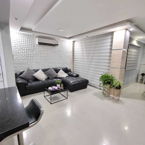 Imagen 4 de 18 de Mercedes Ochoa Vende Hermoso Townhouse En El Rincón Tierra De Gracia, Pozo De Agua Y Planta 0412 4922225
