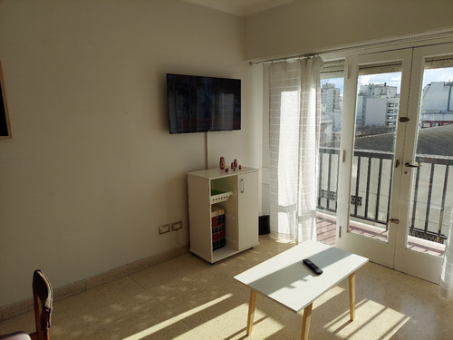 Imagen 7 de 20 de Excelente Departamento 3 Ambientes Totalmente Amueblado A Nuevo Sobre Avda. Colon 7 Piso Al Frente, C/lavadero Vista Lateral Al Mar Impecable