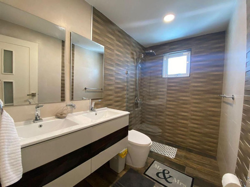 Apartamento Amueblado En Renacimiento De 3 Habitaciones