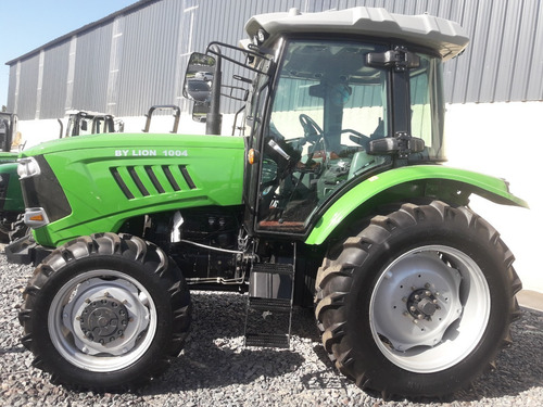 Imagen 4 de 11 de Tractor Tipo John Deere Marca Chery Bylion 105 Hp