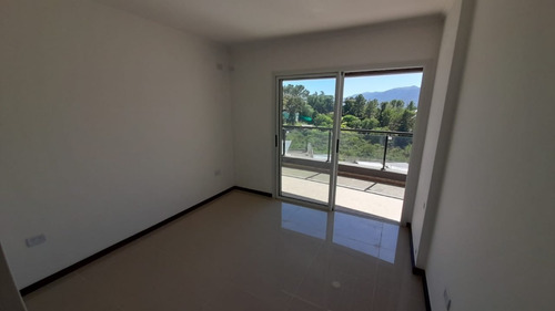 Imagen 10 de 21 de Departamento Premium - 2 Ambientes - Pileta Y Bajada Al Lago - Parque Siquiman