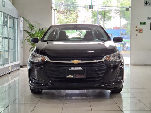 Imagen 8 de 11 de Chevrolet Onix Ls 2021