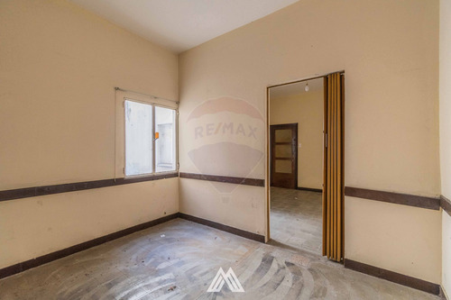 Imagen 16 de 17 de Se Vende Edificio Ciudad Vieja C/renta 25 Unidades