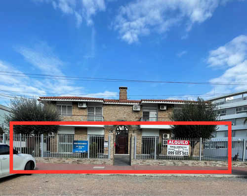 Imagen 1 de 16 de Av Bolivia Y Av Italia. Alq Comercial Empresa , Clínica Etc