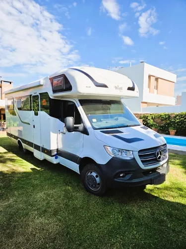Motorhome M. B. Sprinter 516. Royal Home. Equipamiento Full