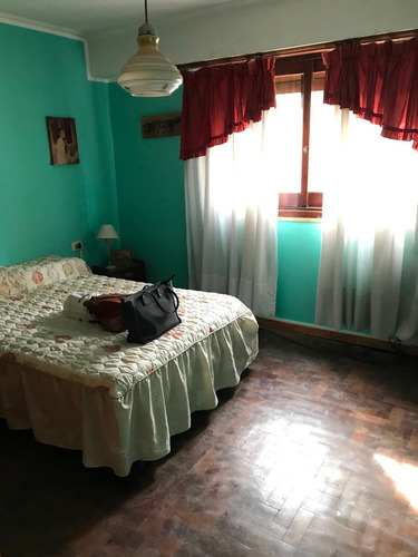 Imagen 9 de 14 de Warnes 1914, Lanus - Casa De Dos Drms Distribuida Todo En Pb