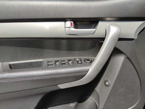 Imagem 14 de 15 de Kia Sorento Ex2 2.4g25 2011