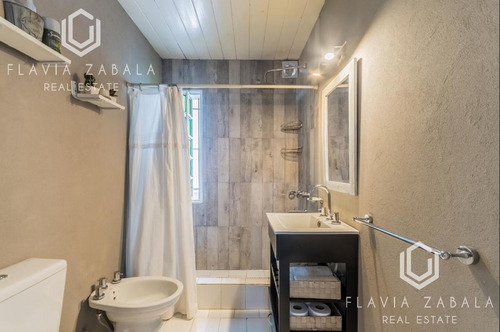 Venta Casa Tres Ambientes Con Pileta Y Jardín En Ituzaingo