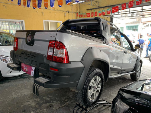 Fiat Strada 2011 1.8 16v Adventure Cab. Dupla Flex 2p