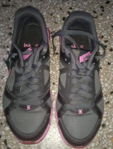 Zapatos Deportivos Nike Talla 37.5