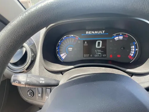 Renault Kwid 1.0 Intens