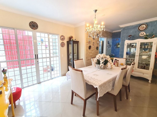 Imagem 5 de 19 de Sobrado Com 3 Dormitórios À Venda, 100 M² Por R$ 900.000,00 - Bom Retiro - São Paulo/sp - So0086