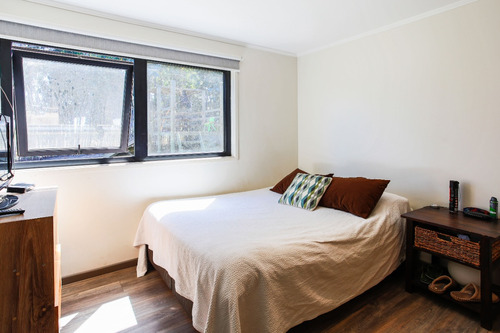Se Vende Moderna Casa Sector Huasos.