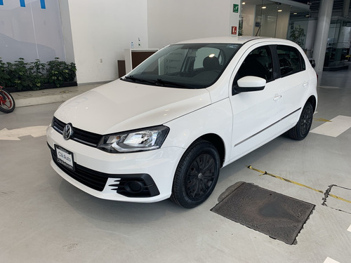 Imagen 5 de 15 de Volkswagen Gol 2018 1.6 Trendline Mt 5 P